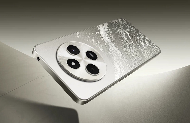 POCO поздравляет казахстанцев с Новым годом и дарит скидки