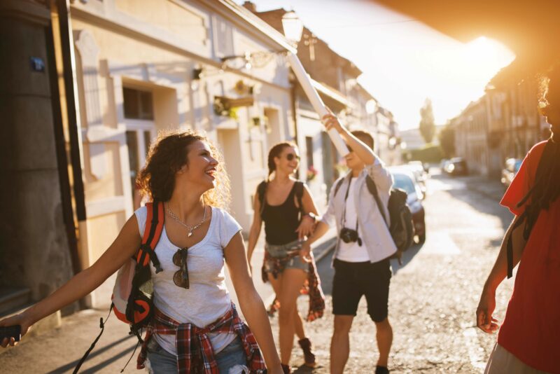 Овертуризм: в 2025 году европейцы намерены больше путешествовать