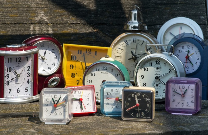 Обзор мнений экспертов: время вернули вспять Обзор мнений экспертов: время вернули вспять