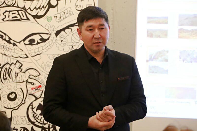 Археологи нашли уникальный наскальный рисунок в Жетысу