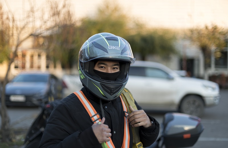 Как доставка поддержала при смене профессии: история курьера партнера Яндекс Go Как доставка поддержала при смене профессии: история курьера партнера Яндекс Go