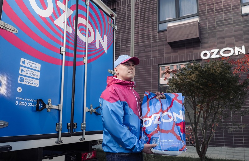 Ozon Казахстан запустил постоплату на одежду Рост оборота Ozon Казахстан в третьем квартале 2025 года
