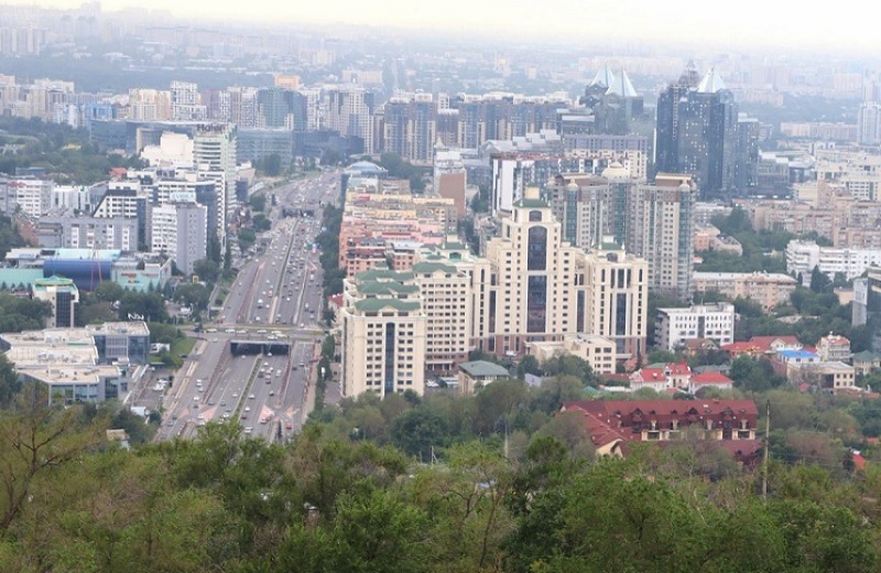 Обзор рынка торговых центров в Казахстане в 2024 году: тренды, прогноз и инвестиции