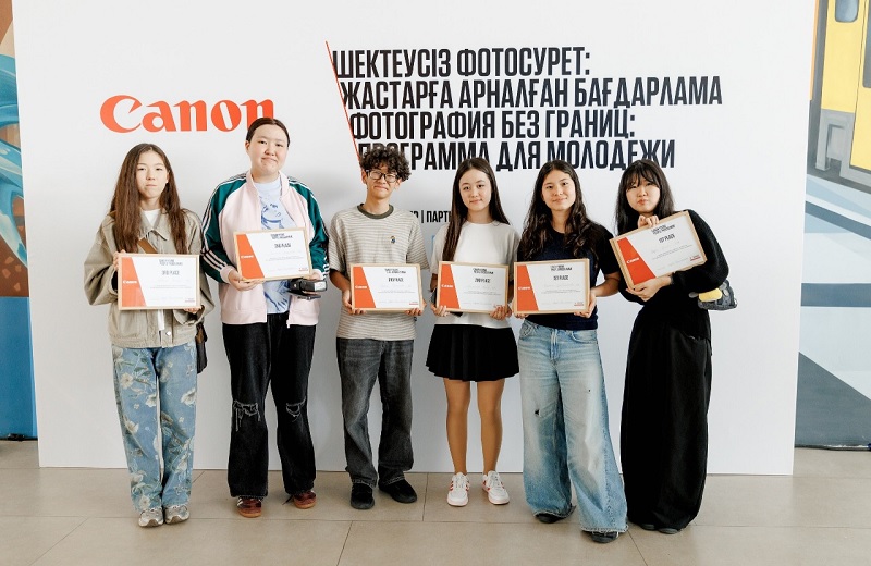 Canon впервые открывает Программу для молодежи в Казахстане: Фотовыставка и видео скрининг юных талантов состоялись в Алматы