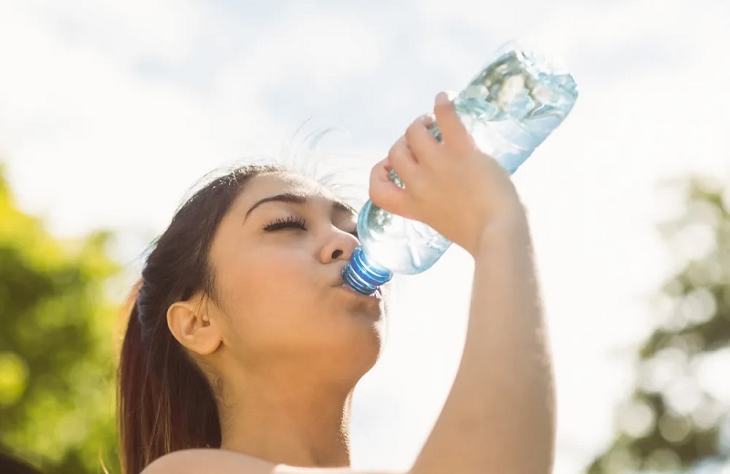Гидратация 2.0: почему пить воду — это не все, что нужно организму