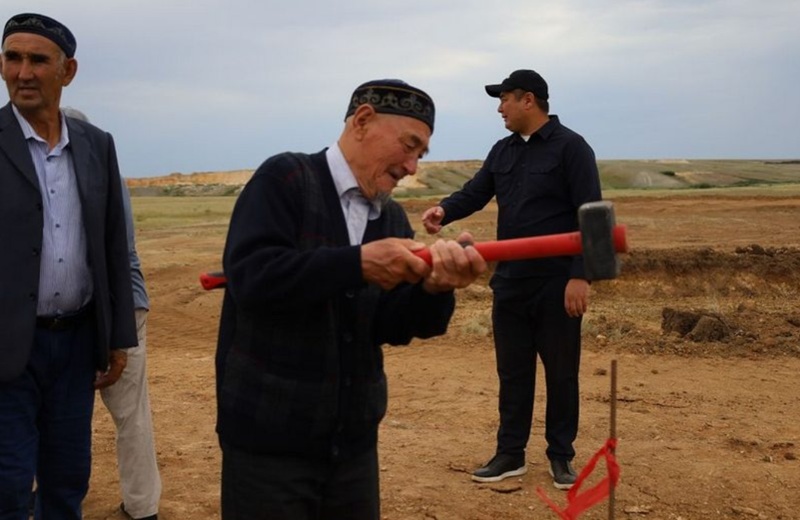 Нұра ауданында салынып жатқан қызыл кірпіш зауытының құрылыс алаңы