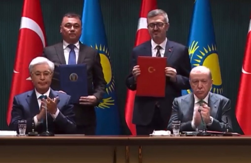 Казахстан и Турция подписали соглашение о сотрудничестве в сфере коммуникаций Казахстан и Турция подписали соглашение о сотрудничестве в сфере коммуникаций