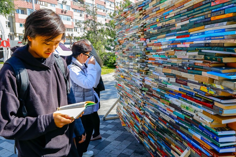 фестиваль KitapFest в Алматы