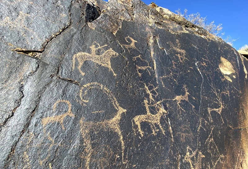 петроглифы