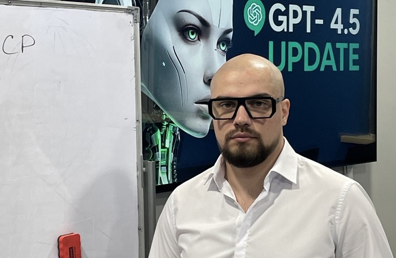 Искусственный интеллект в образовании: официальный стандарт есть — теперь важно правильно внедрить Искусственный интеллект в образовании становится частью новой реальности - Гаджиев