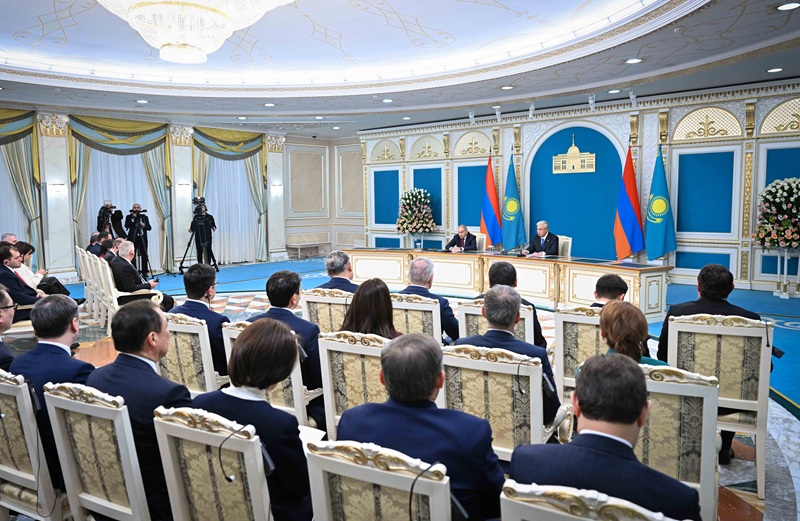 Токаев и Пашинян на брифинге