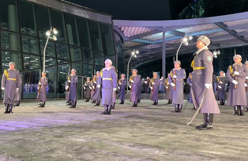 В Астане прошёл плац-концерт к 115-летию Бауыржана Момышұлы плац-концерт СГО РК к 115-летию Бауыржана Момышұлы